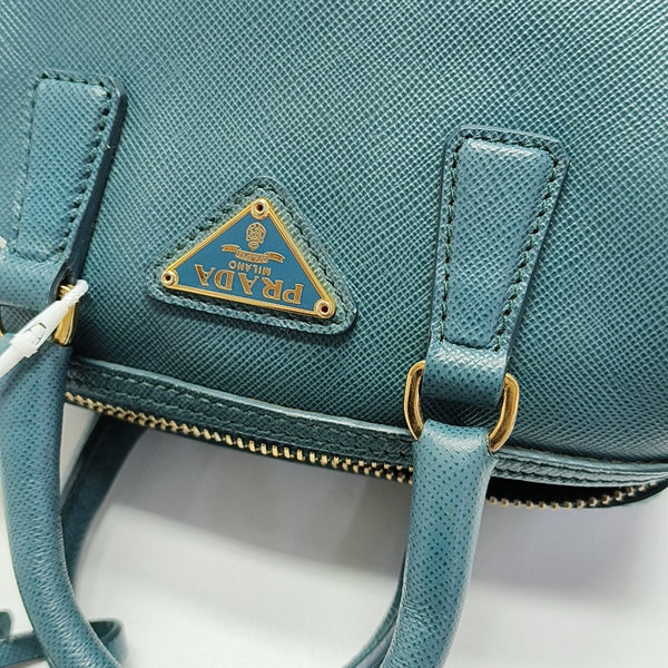 Saffiano Calfskin Shoulder Bag Green