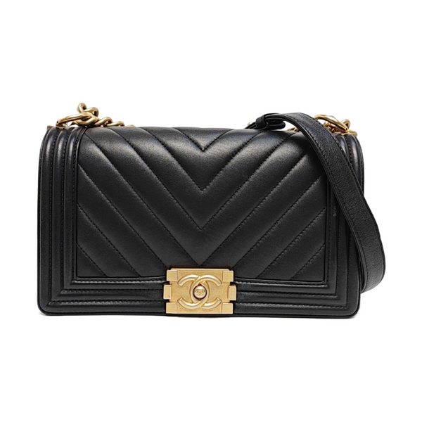 BOY CHANEL Medium Chevron Lambskin Black