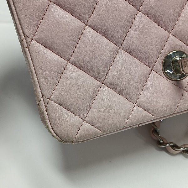 CLASSIC FLAP Mini Quilted Lambskin Pink