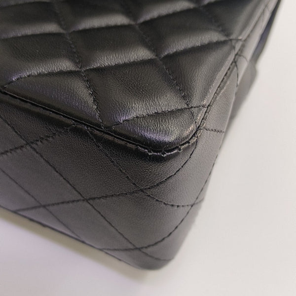 CLASSIC FLAP Mini Quilted Lambskin Black
