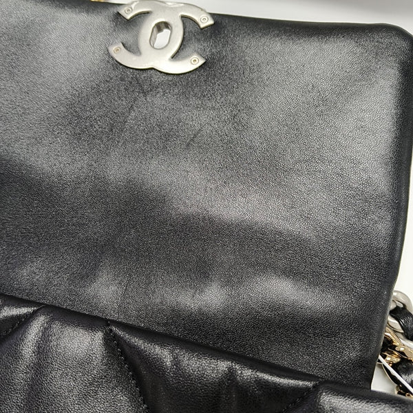 CHANEL 19 Small Quilted Lambskin Black