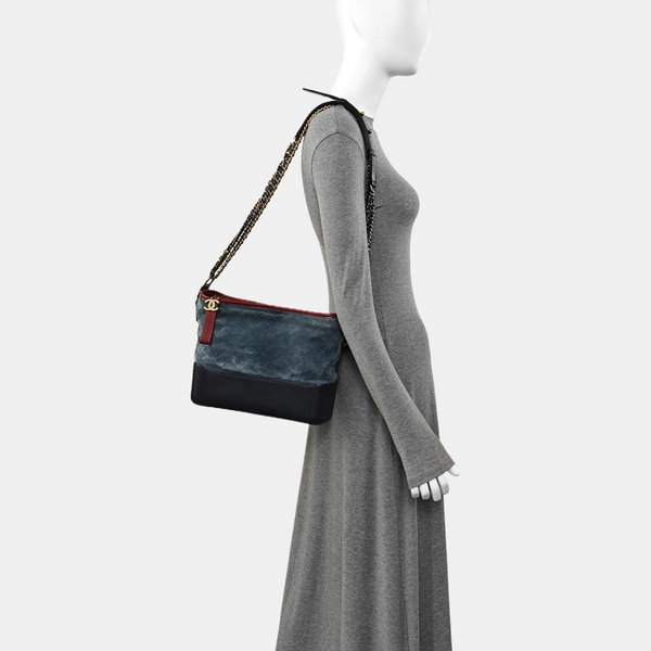 GABRIELLE Medium Quilted Suede Blue