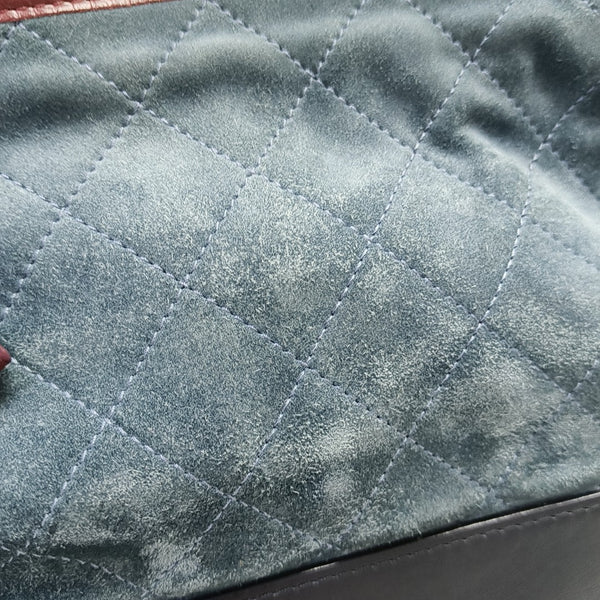 GABRIELLE Medium Quilted Suede Blue