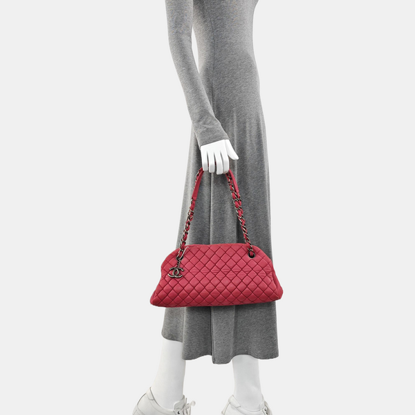 JUST MADEMOISELLE Medium Quilted Calfskin Red
