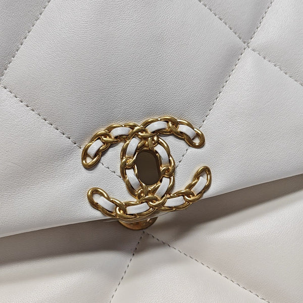 CHANEL 19 Large Quilted Lambskin White