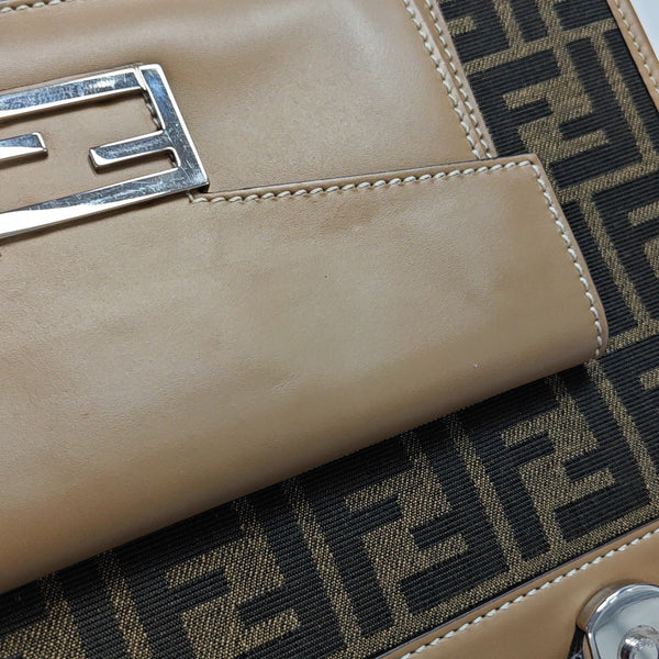 Canvas Shoulder Bag Brown