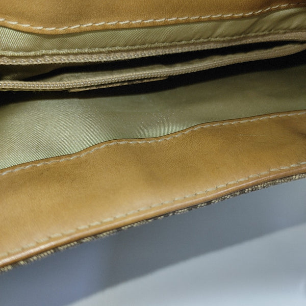 Street Chic Oblique Canvas Brown