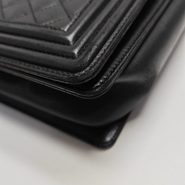 BOY CHANEL Extra Large Quilted Lambskin Black