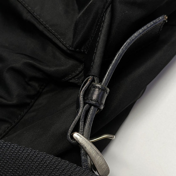 Vela Nylon Black