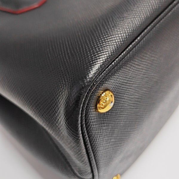 Double Medium Saffiano Calfskin Black