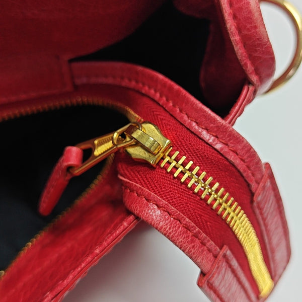 Classic City Medium Lambskin Red