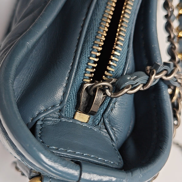 GABRIELLE Small Quilted Calfskin Blue
