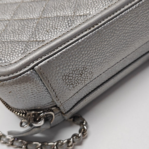FILIGREE Small Quilted Grained Calfskin Silver