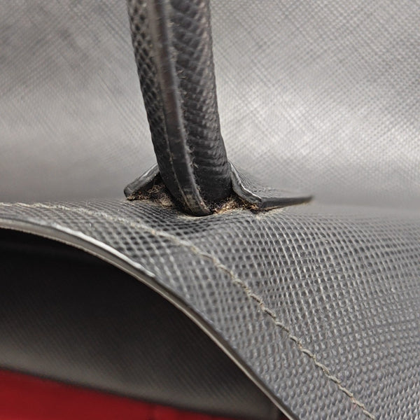 Double Medium Calfskin Black