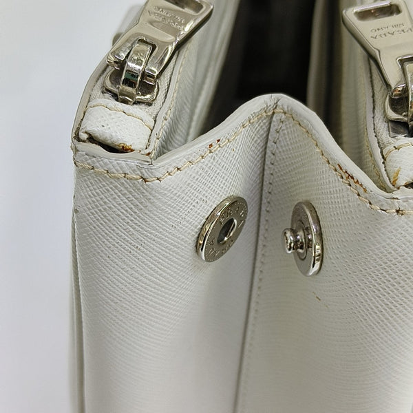 Galleria Medium Saffiano Calfskin White