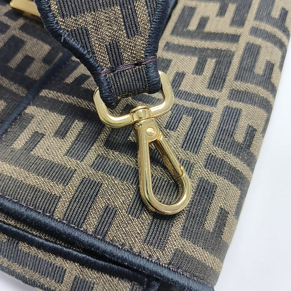 Baguette Medium Canvas Brown
