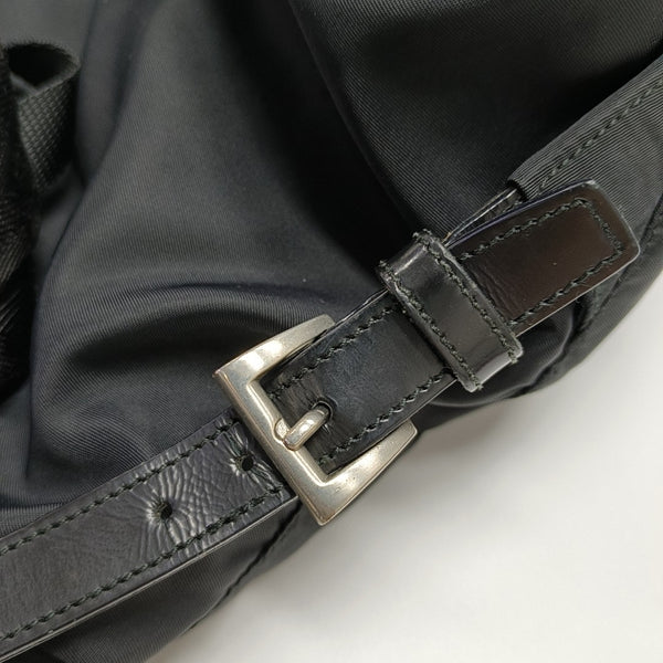 Vela Small Nylon Black