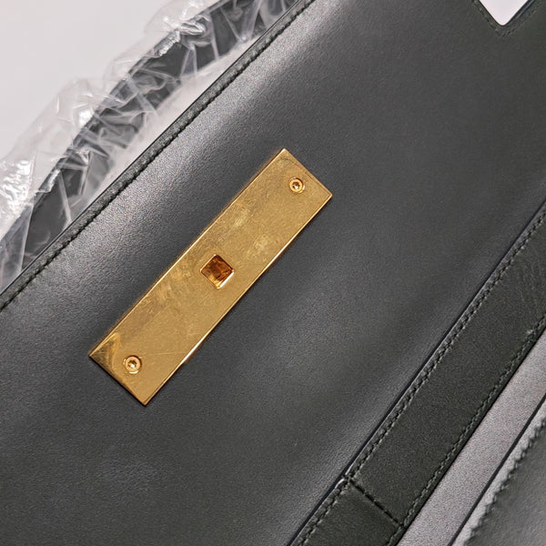 MANHATTAN Medium Calfskin Green