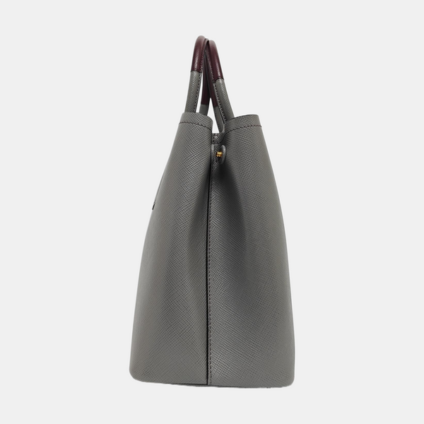 Double Medium Calfskin Gray