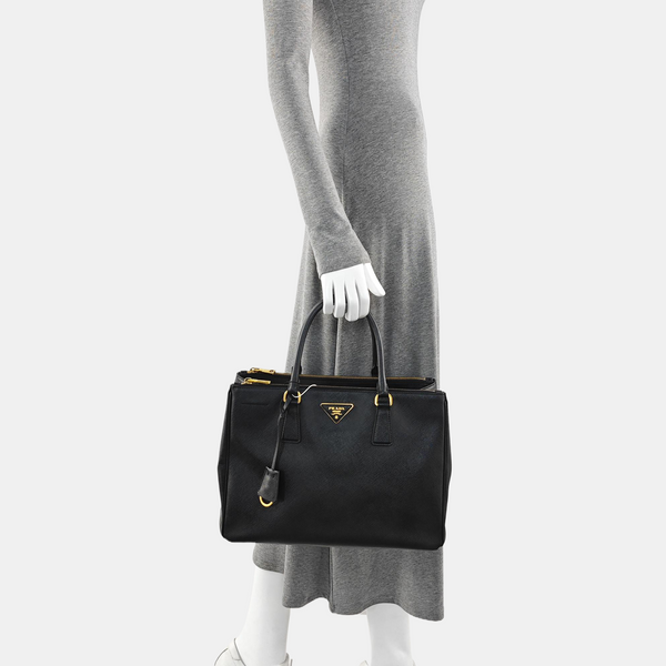 Galleria Large Saffiano Calfskin Black