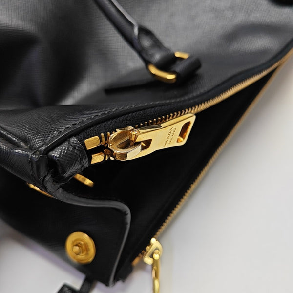 Galleria Large Saffiano Calfskin Black