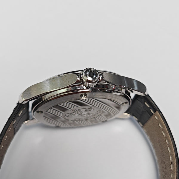36.3mm Blue Quartz Watch