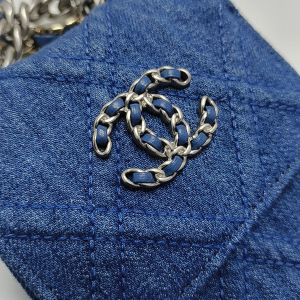 CHAIN INFINITY TOP HANDLE Quilted Denim Blue