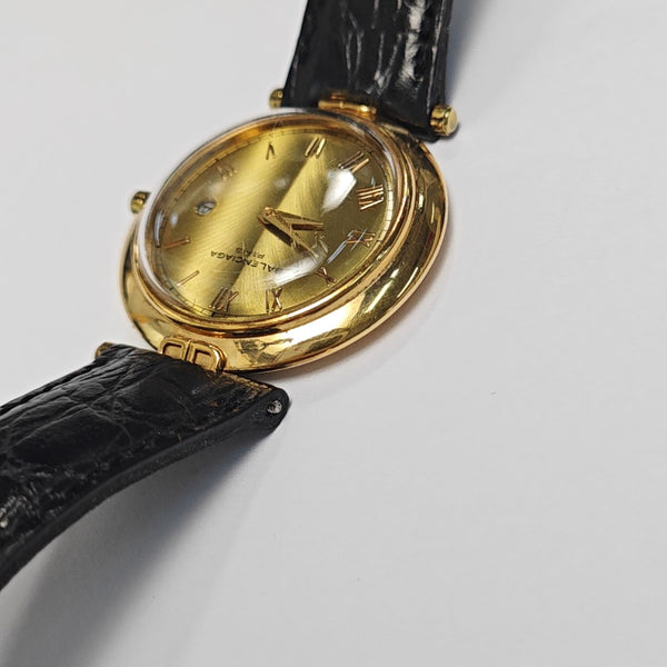 33mm Gold Quartz Watch
