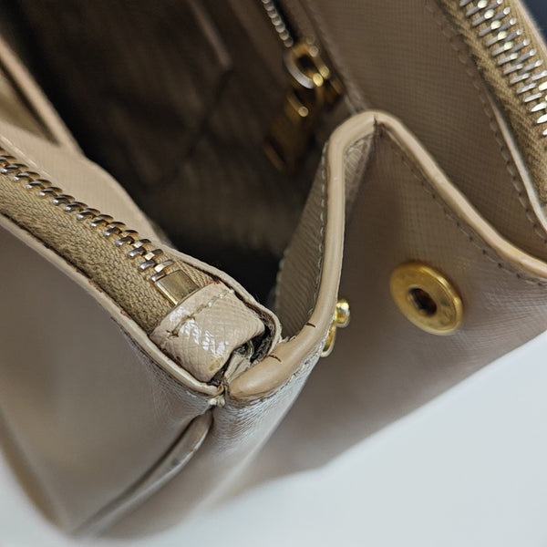 Galleria Extra Large Saffiano Calfskin Beige