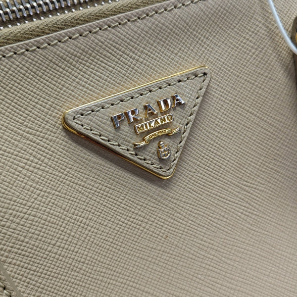 Galleria Extra Large Saffiano Calfskin Beige