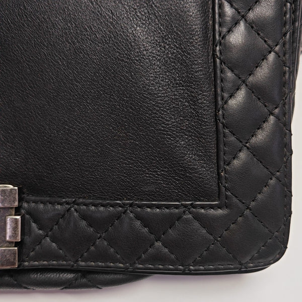BOY CHANEL Large Quilted Calfskin Black