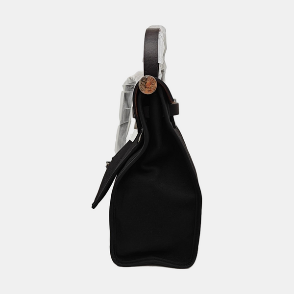 Herbag 31 Coated Canvas Black
