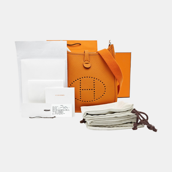 Evelyne 16 Clemence Orange