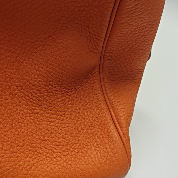 Victoria 35 Clemence Orange