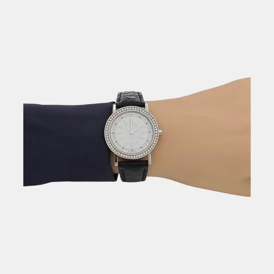 33mm White Dial Leather Strap Quartz Watch
