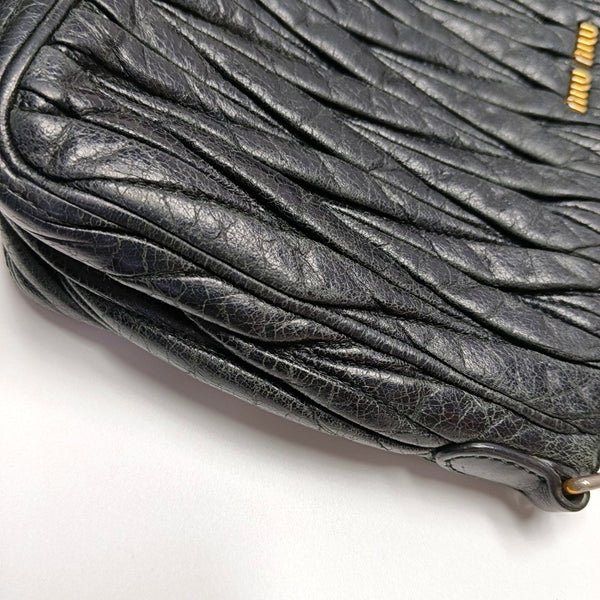 Authenticated pre-owned Matelassé Lambskin Black - Shoulder Bag at Looply