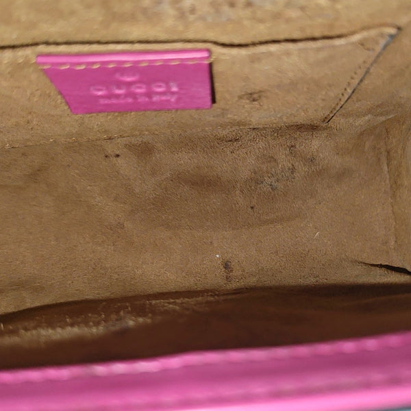 Authenticated pre-owned Padlock Small Calfskin Pink - Shoulder Bag at Looply