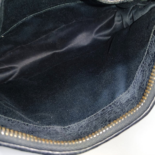 Authenticated pre-owned Matelassé Lambskin Black - Shoulder Bag at Looply