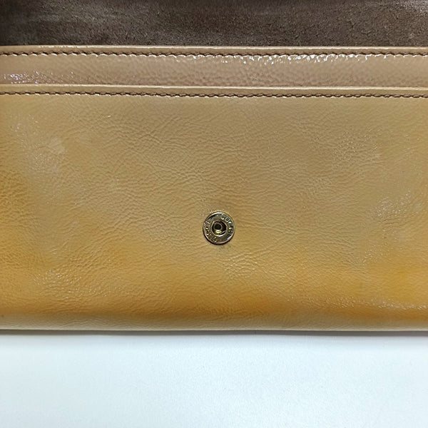 Authenticated pre-owned Soho Calfskin Beige Wallet - Wallet at Looply