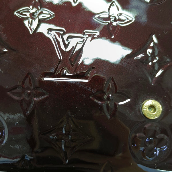 Authenticated pre-owned Félicie Monogram Patent Leather Burgundy - Shoulder Bag at Looply