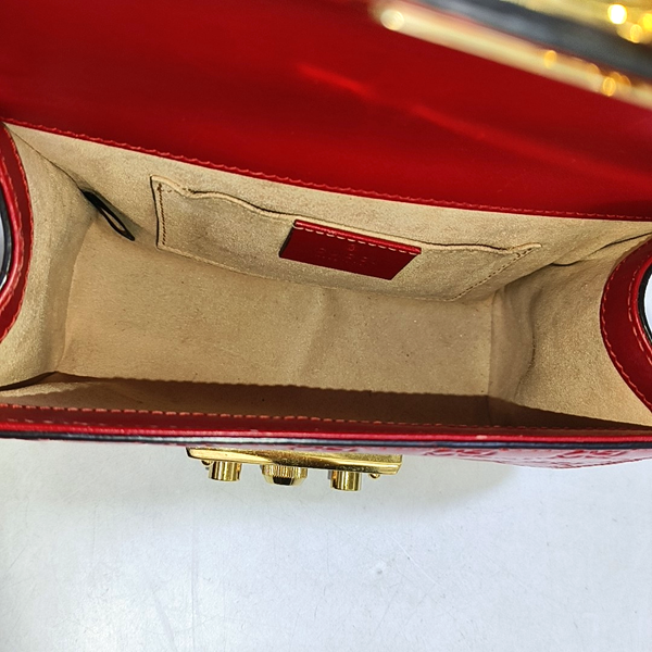 Authenticated pre-owned Padlock Small Monogram Calfskin Red - Shoulder Bag at Looply