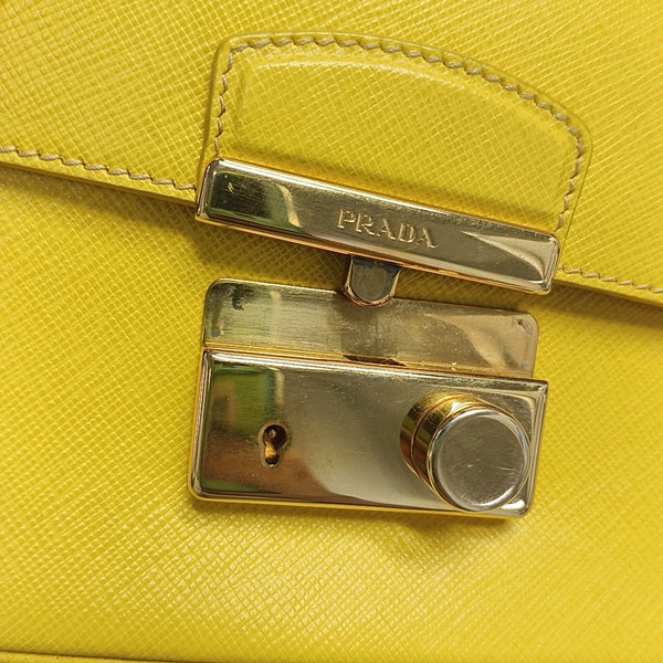 Authenticated pre-owned Sound Bag Calfskin Yellow - Shoulder Bag at Looply