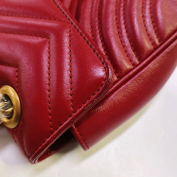 Authenticated pre-owned GG Marmont Small Calfskin Red - Crossbody Bag at Looply