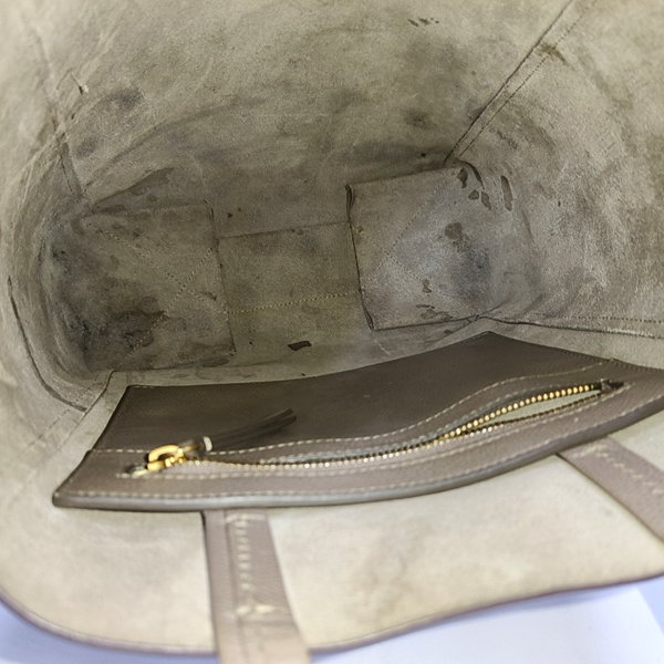 Authenticated pre-owned Vertical Cabas Calfskin Gray - Crossbody Bag at Looply