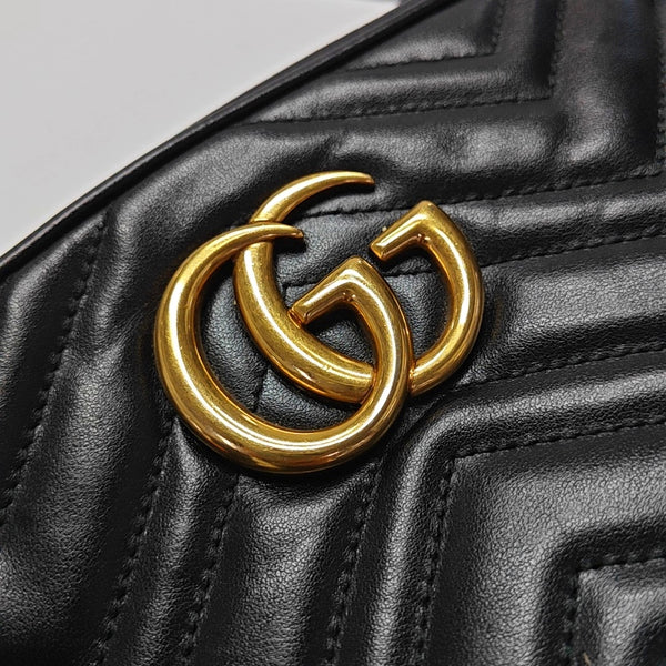 Authenticated pre-owned GG Marmont Small Calfskin Black - Shoulder Bag at Looply