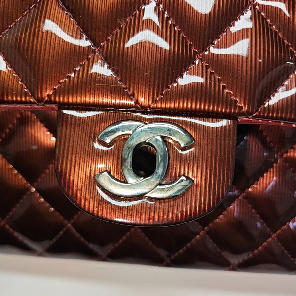 Authenticated pre-owned Classic Flap Medium Quilted Patent Leather Brown - Shoulder Bag at Looply