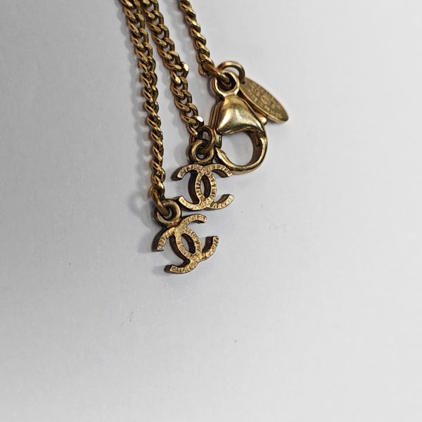 Authenticated pre-owned Gold-tone Metal Necklace - Necklace at Looply