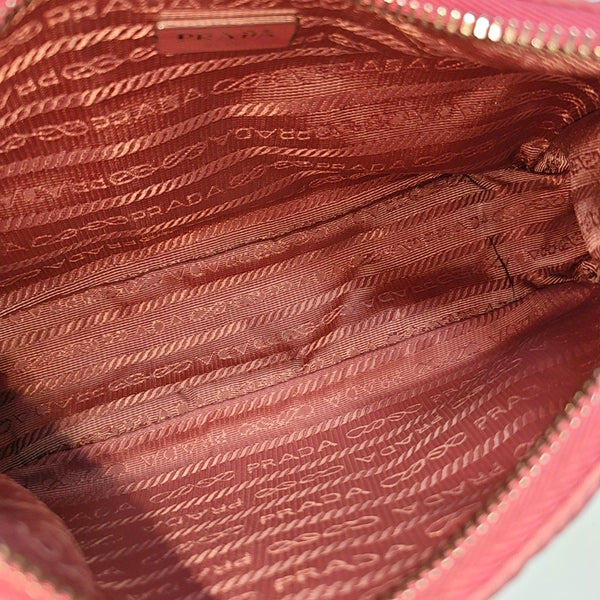 Authenticated pre-owned Re-edition2005 Mini Nylon Pink - Shoulder Bag at Looply