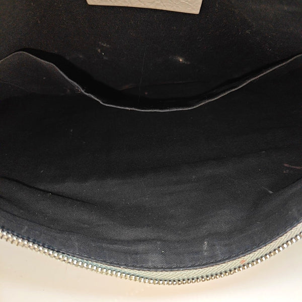 Authenticated pre-owned Classic Metallic Edge City Lambskin Gray - Clutch at Looply