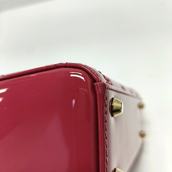 Authenticated pre-owned Lady Dior Mini Patent Leather Pink - Shoulder Bag at Looply